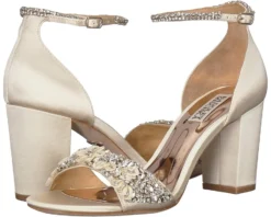 Badgley Mischka Finesse